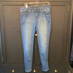 GAP Premium Skinny Jeans Distressed Medium Wash Size 30R